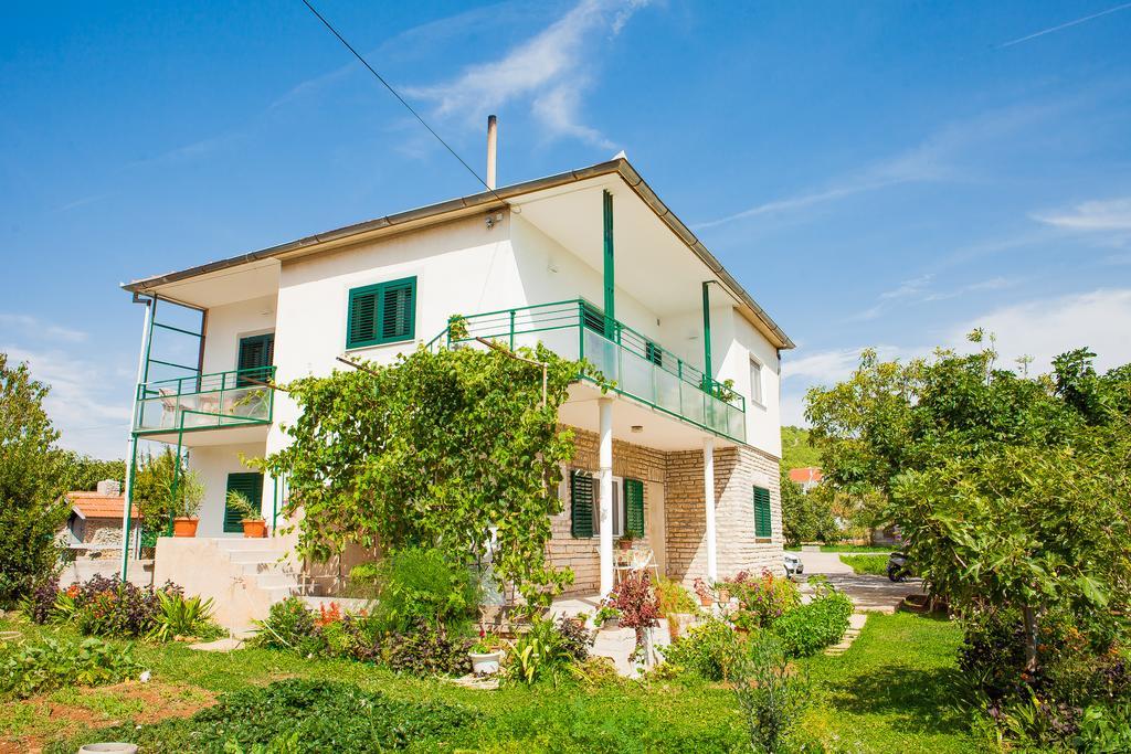 Apartments Grubisin Трибунь Экстерьер фото